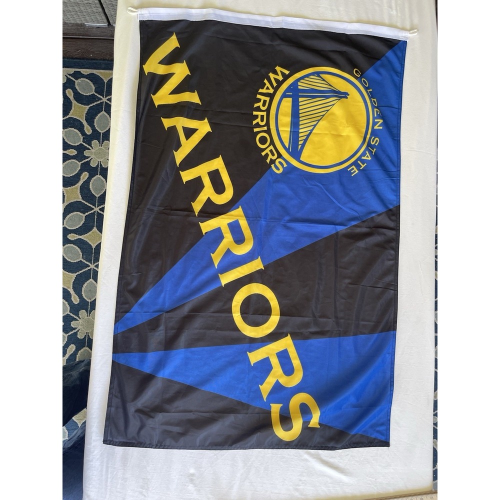 Golden State Warriors NBA Wall Hanging Flag Blue Black Yellow 2016 44x28
